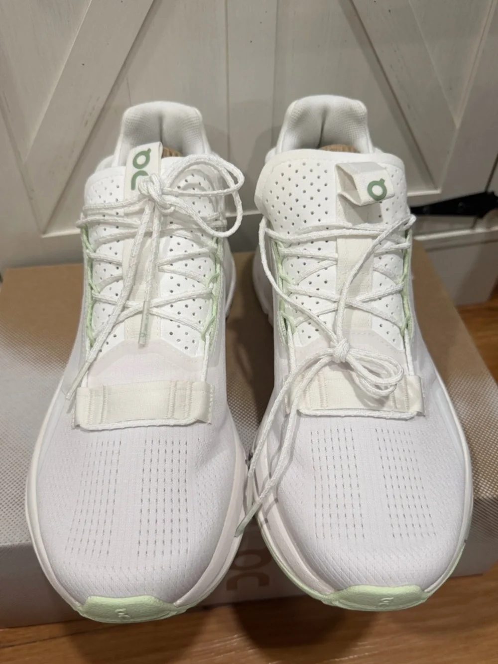 ON Cloudnova 2 White/Sage Women’s 9.5 - Picture 3 of 12